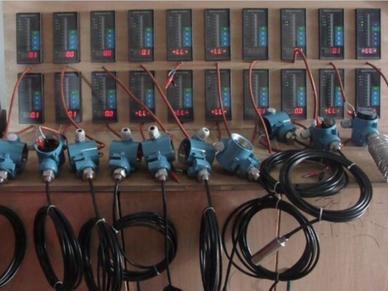 投入式（靜壓）液位計